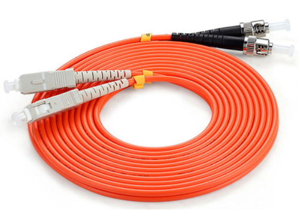 OM5光纤跳线与OM4光纤跳线区别有哪些