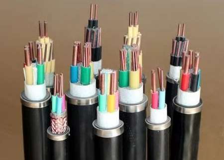 万兆光缆厂家：耐火电缆与阻燃电缆的主要区别有哪些